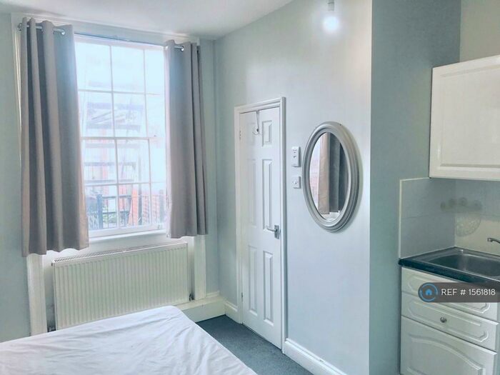 Studio To Rent In Southampton Street, Reading, RG1