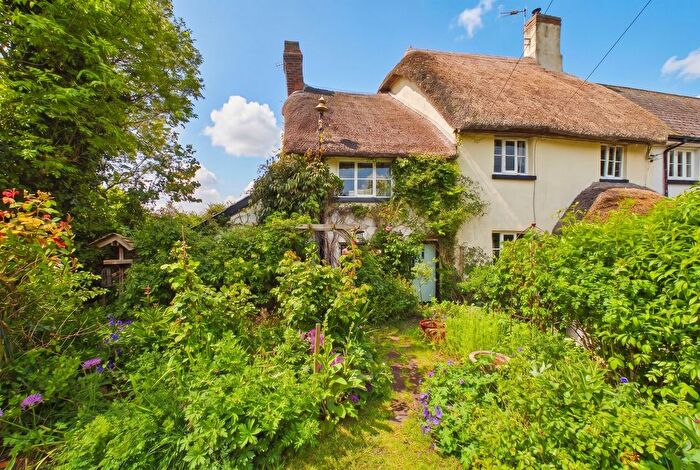 2 Bedroom Cottage For Sale In Wood Lane, Morchard Bishop, EX17
