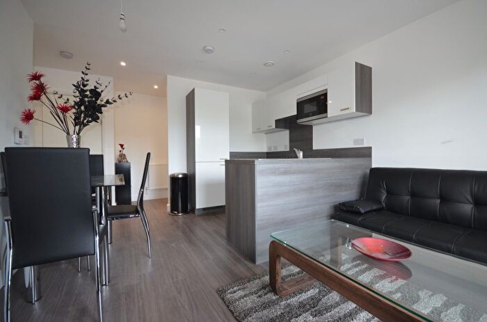 1 Bedroom Flat To Rent In Ferdinand Court, Adenmore Road, Catford, SE6