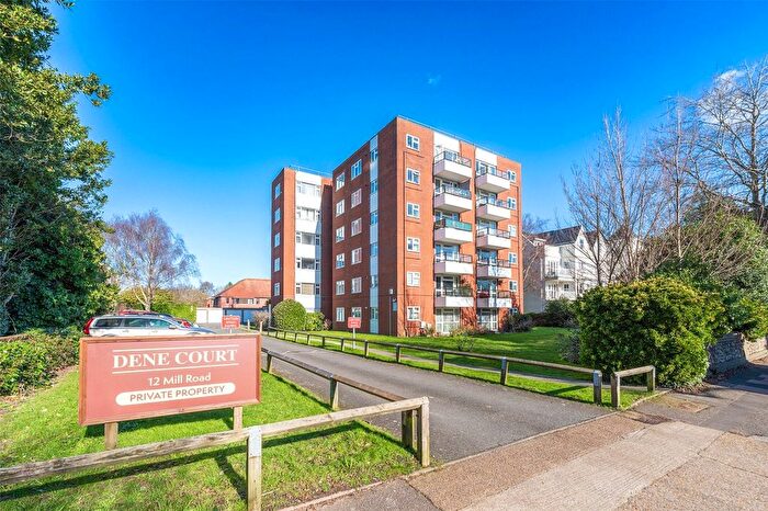 2 Bedroom Flat For Sale In Mill Road, Worthing, West Sussex, BN11