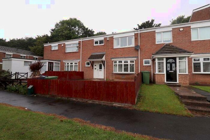 3 Bedroom Terraced House To Rent In Donvale Road, Donwell Village Washington, NE37