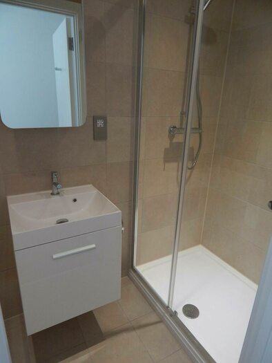 2 Bedroom Apartment To Rent In The Blake Building, Ocean Village, Southampton, SO14