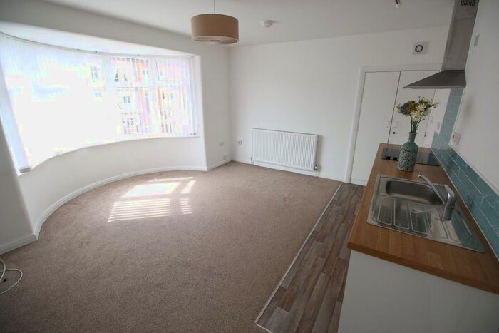 1 Bedroom Flat To Rent In West Crescent, Darlington DL3