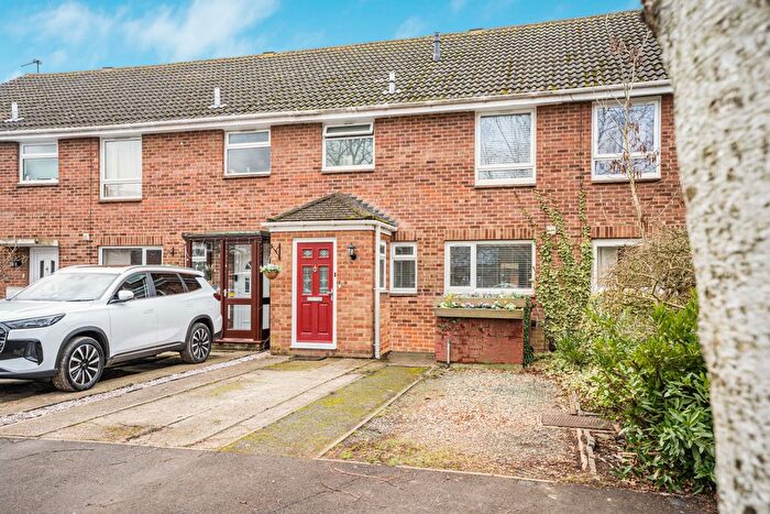3 Bedroom Terraced House For Sale In High Wickfield, Welwyn Garden City, AL7