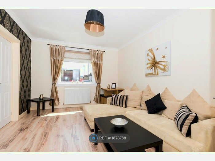 1 Bedroom Flat To Rent In Pittodrie Place, Aberdeen, AB24