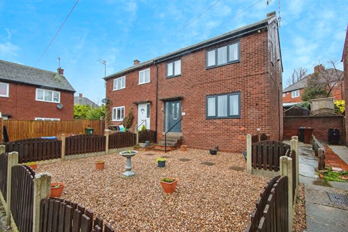 3 Bedroom Semi Detached House For Sale In Osmond Place, Worsbrough, Barnsley, S70