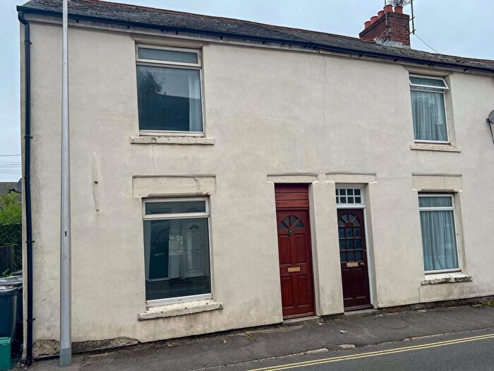 2 Bedroom End Of Terrace House To Rent In St Nicholas Road, Newbury, RG14