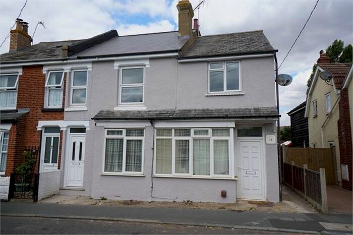 1 Bedroom Flat To Rent In Station Road, Brightlingsea, CO7