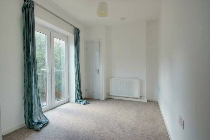 2 Bedroom Apartment To Rent In Western Road, Tring, HP23