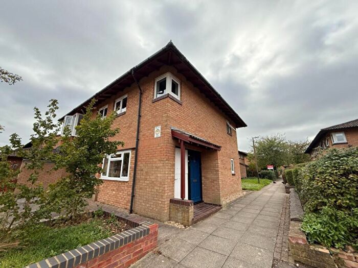 3 Bedroom Semi-Detached House To Rent In Oldbrook, MK6