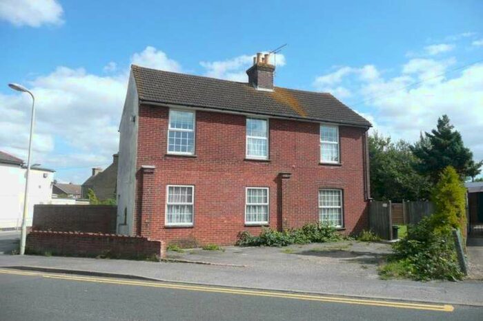 Flat To Rent In Gladstone Road, Willesborough, Ashford, TN24