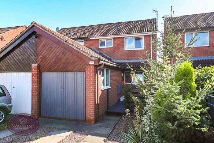 3 Bedroom Semi-Detached House For Sale In Catkin Drive, Giltbrook, Nottingham, NG16