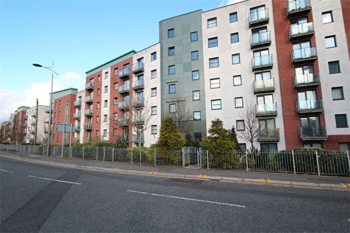 2 Bedroom Flat To Rent In Lower Hall Street, St. Helens, WA10