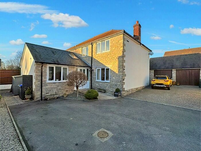 4 Bedroom Detached House For Sale In Castle Street, Mere, Warminster, BA12