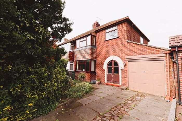 3 Bedroom Semi-Detached House For Sale In Whitefield, Rushgreen Road, Lymm, WA13