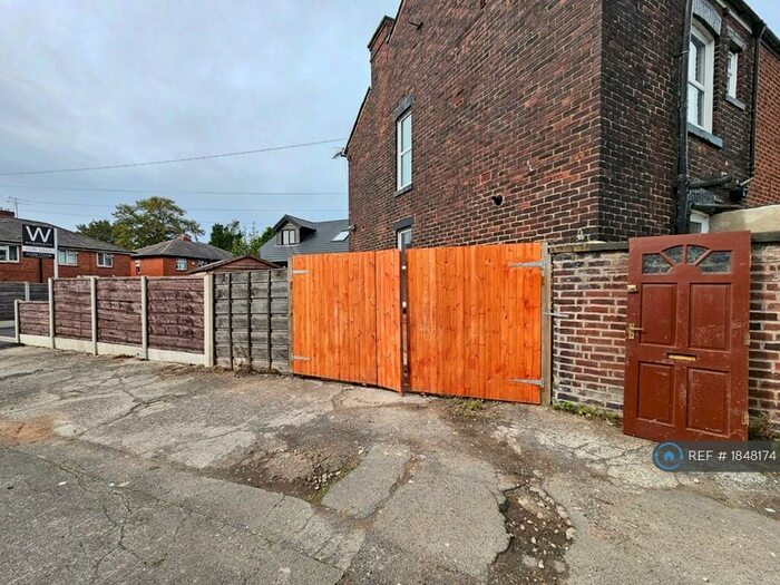 2 Bedroom End Of Terrace House To Rent In Birch Street, Radcliffe, Manchester, M26