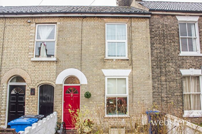 2 Bedroom Terraced House For Sale In Newmarket Street, Norwich, NR2