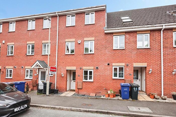 4 Bedroom Terraced House For Sale In The Infield, Halesowen, B63