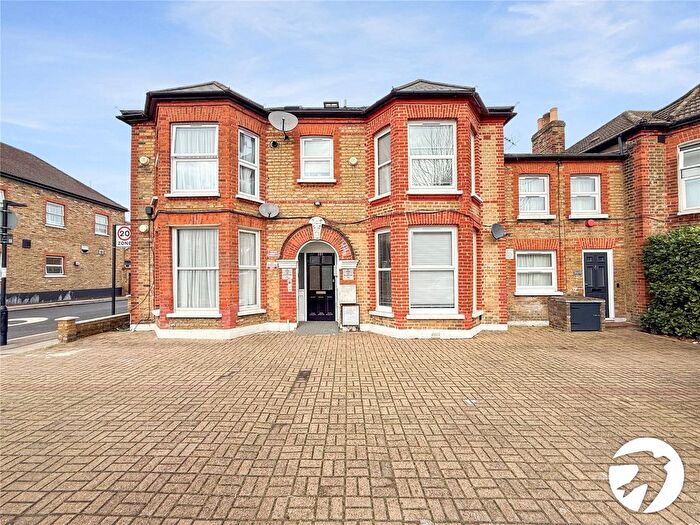 2 Bedroom Maisonette To Rent In Brownhill Road, London, SE6