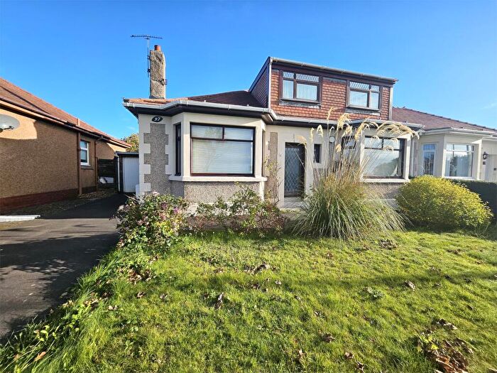 4 Bedroom Semi-Detached Bungalow For Sale In High Road, Saltcoats, KA21