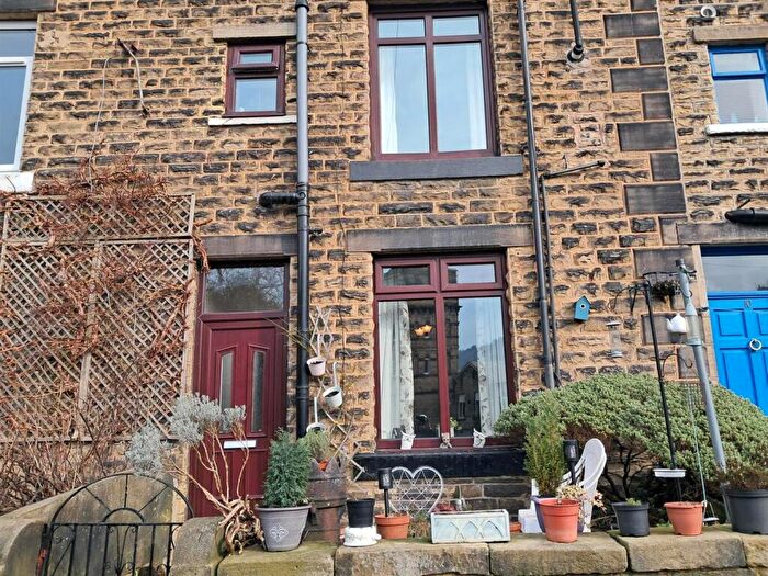 2 Bedroom Terraced House For Sale In Lees Road, Off Foster Lane, Hebden Bridge, HX7