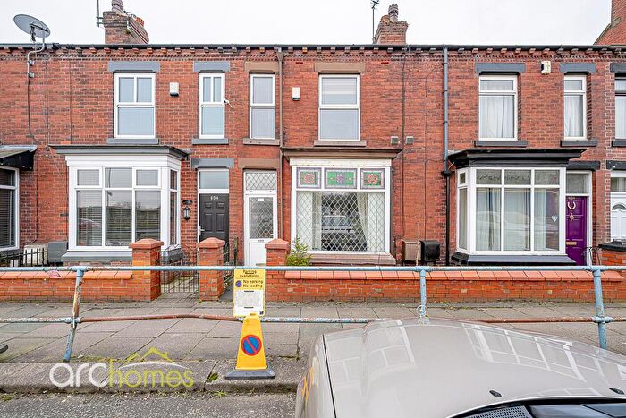 2 Bedroom Terraced House For Sale In Manchester Road, Westhoughton, Bolton, BL5