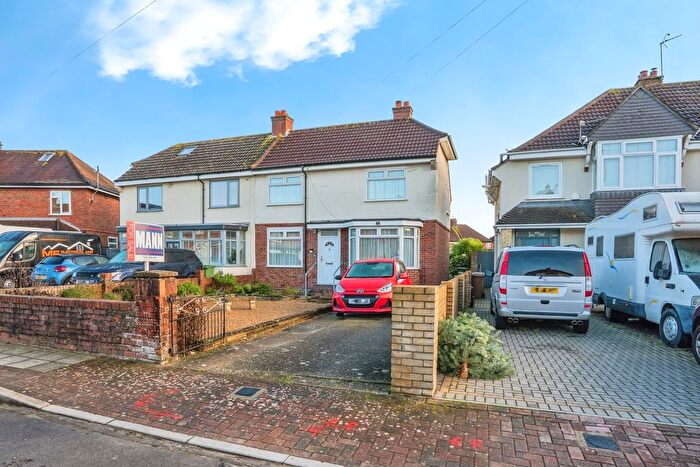 3 Bedroom Semi Detached House For Sale In Donaldson Road, Portsmouth, Hampshire, PO6
