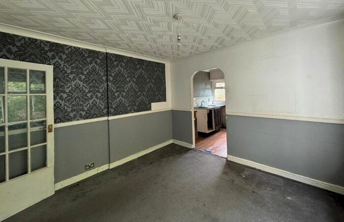 2 Bedroom Flat For Sale In Flat, Avondale Road, South Croydon, Surrey, CR2