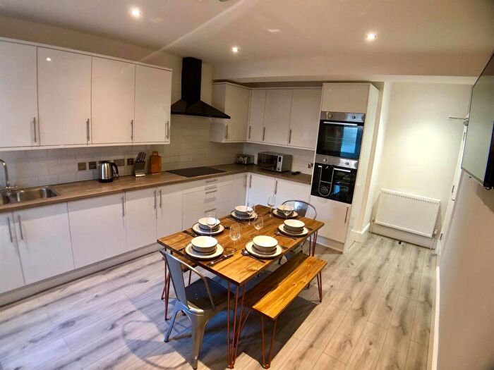 6 Bedroom Terraced House To Rent In London Road, Alvaston, Derby, DE24