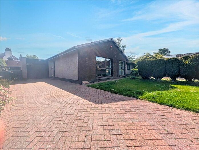 4 Bedroom Bungalow For Sale In Iona Park, Glenrothes, Fife, KY7