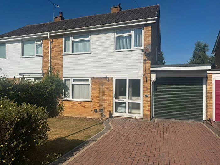 3 Bedroom Semi-detached House For Sale In Staplehurst, Kent, TN12