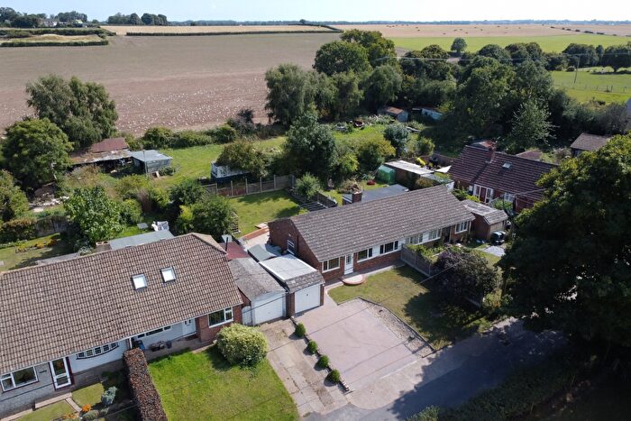 3 Bedroom Semi-Detached Bungalow For Sale In Chapel Lane, Ashley, Kent, CT15