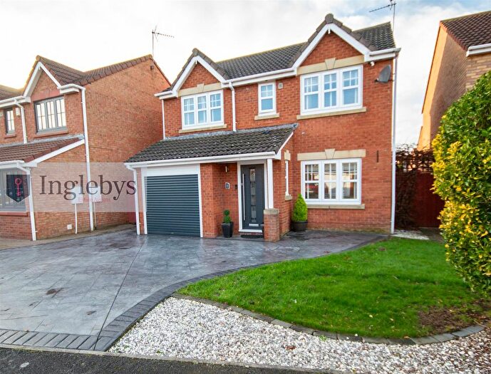 4 Bedroom Detached House For Sale In Lulworth Close, Redcar, TS10