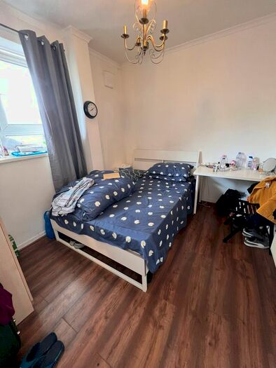 4 Bedroom Flat To Rent In Darling Row, London, E1