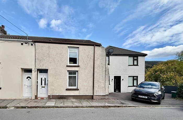 2 Bedroom End Of Terrace House For Sale In Aman Court, Cwmaman, Aberdare, CF44