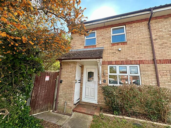 2 Bedroom End Of Terrace House For Sale In Bainards Close, Wymondham, NR18
