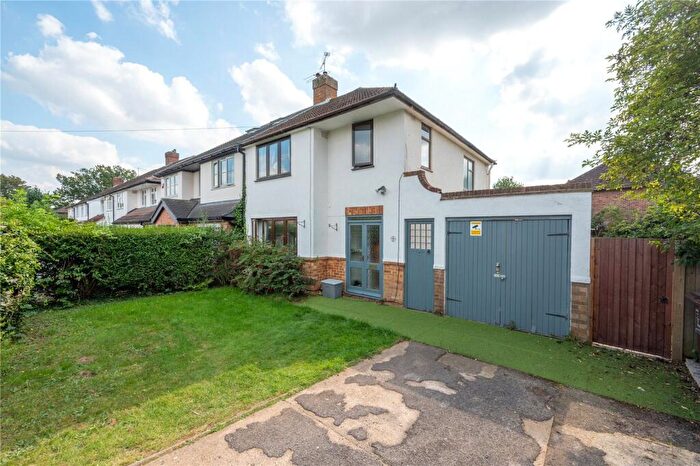 3 Bedroom End Of Terrace House To Rent In Stanmount Road, St. Albans, Hertfordshire, AL2