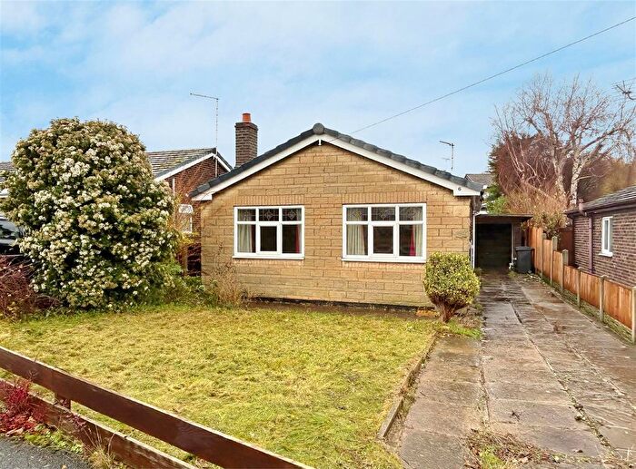 2 Bedroom Detached Bungalow For Sale In Marlborough Avenue, Byram, WF11