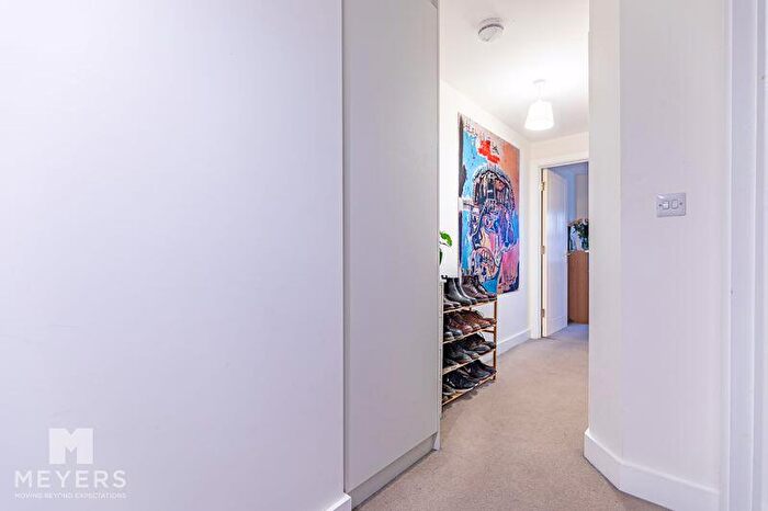 2 Bedroom Flat For Sale In Lowther Road, Charminster, BH8