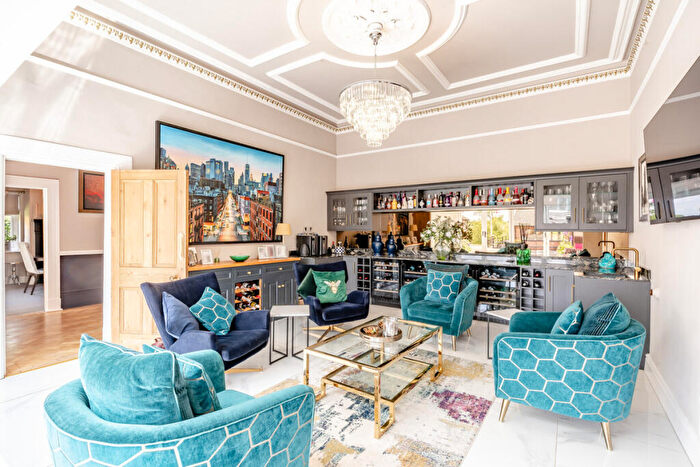 5 Bedroom Detached House For Sale In Eccleshall Road, Stafford, ST16