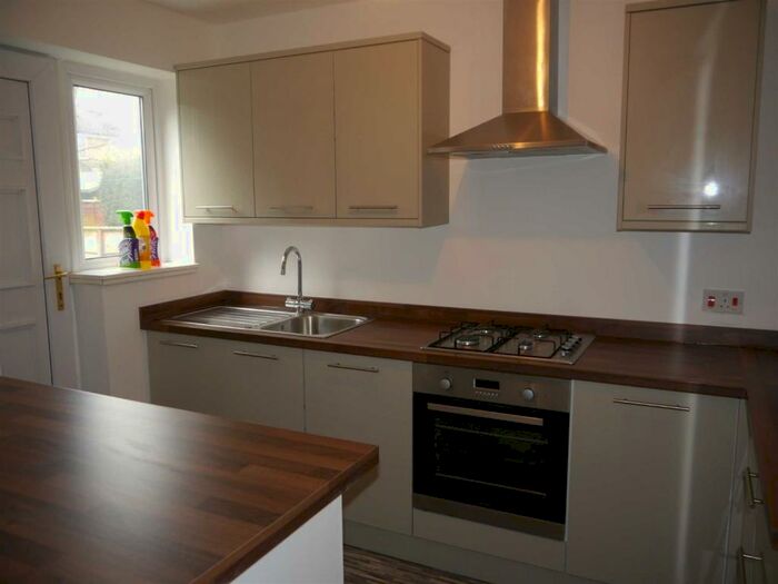 3 Bedroom Mews To Rent In Gorsefield Hey, Wilmslow, SK9