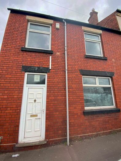 3 Bedroom Terraced House To Rent In Woden Road, Heath Town, Wolverhampton, WV10