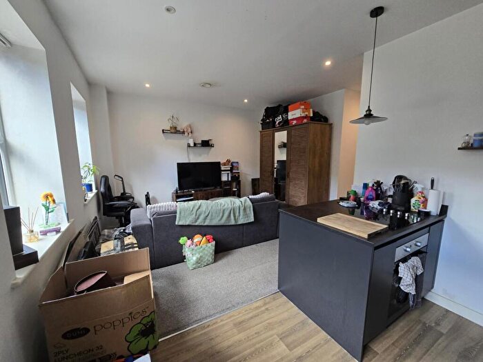 1 Bedroom Flat To Rent In Churchgate, Bolton, BL1