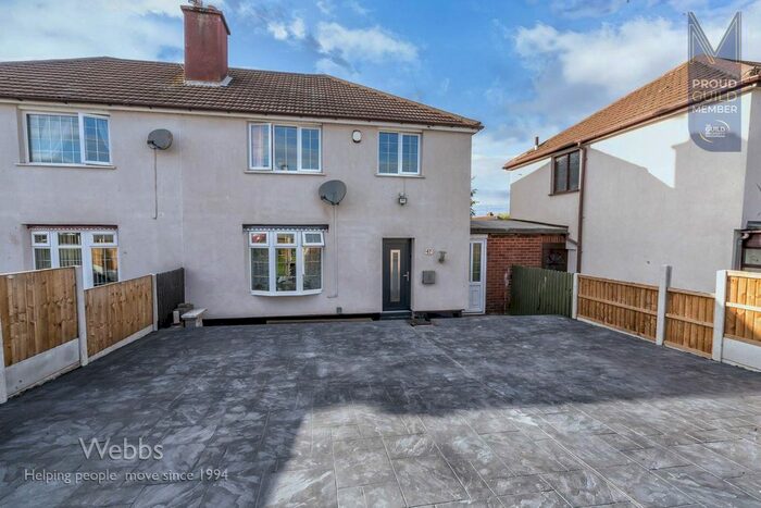 3 Bedroom Semi-Detached House To Rent In Dee Road, Bloxwich, Walsall WS3