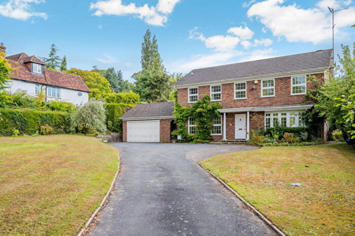 4 Bedroom Detached House For Sale In Oast Road, Oxted, RH8