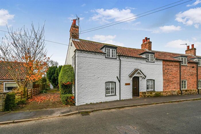 3 Bedroom Semi-Detached House For Sale In The Nookin, Husthwaite, York, YO61