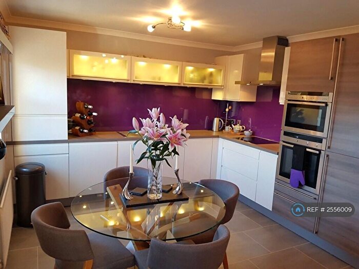 2 Bedroom Flat To Rent In Mountview Gardens, Aberdeen, AB25