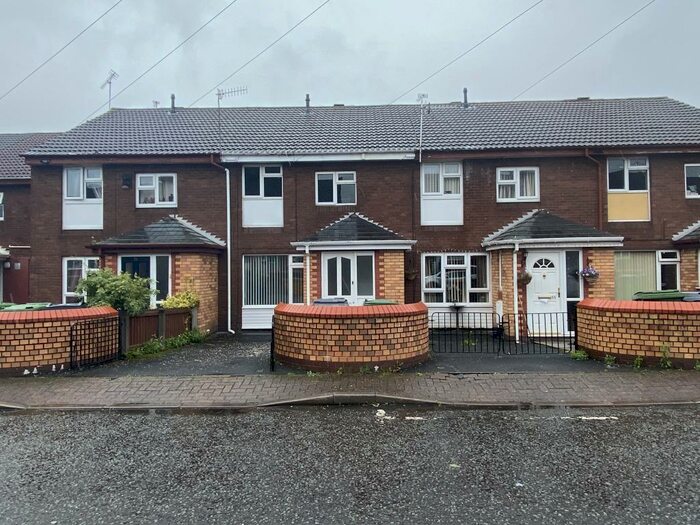 3 Bedroom House To Rent In Meadow Lane, Birkenhead, CH42