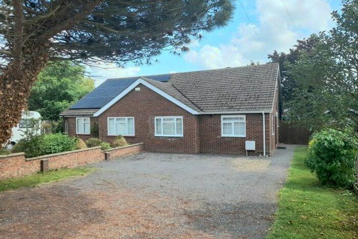 3 Bedroom Semi-Detached Bungalow To Rent In Salford Road, Milton Keynes, MK17