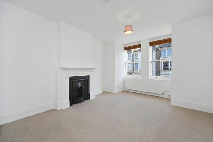1 Bedroom Block Of Flats To Rent In Fairmead Road, London, N19